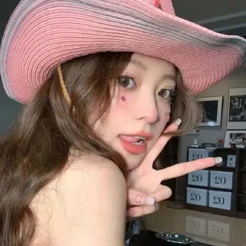 街拍现场直击：明星代言隐婚生子，连日来最新进展